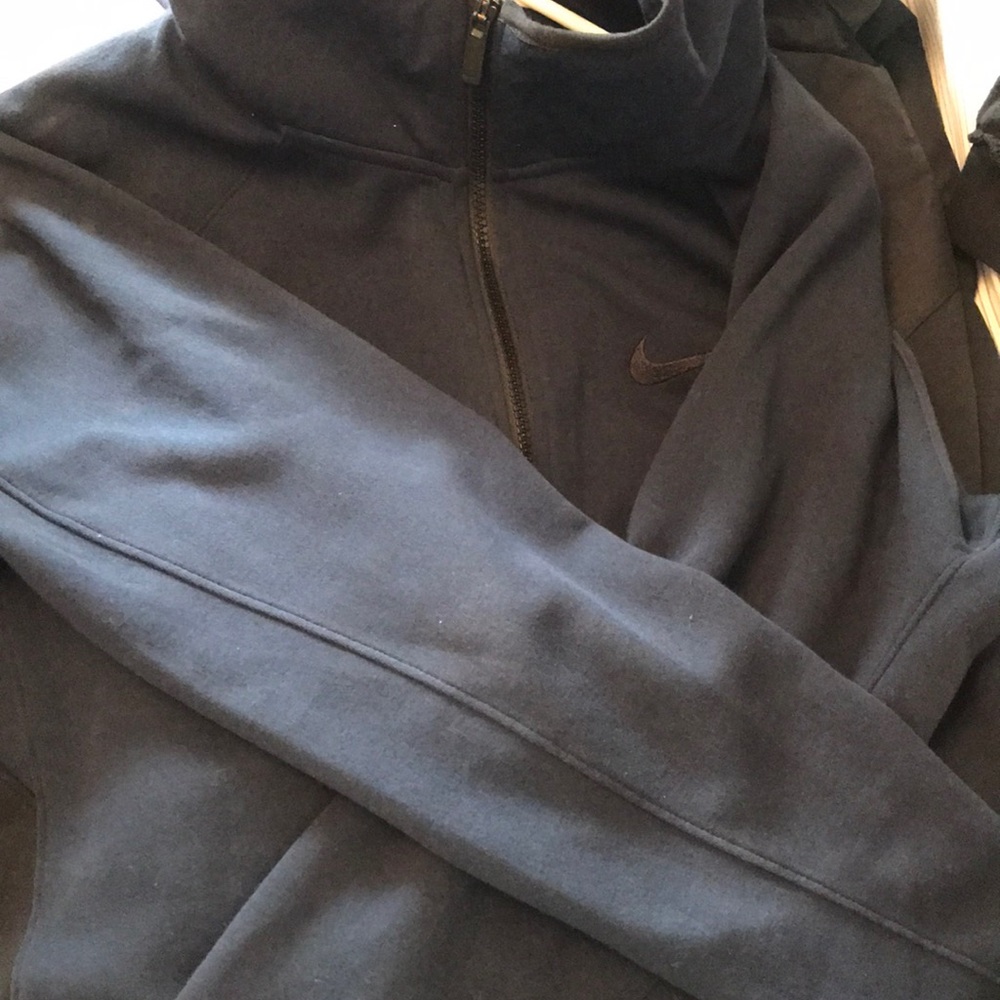 Nike sweatshirt jacket